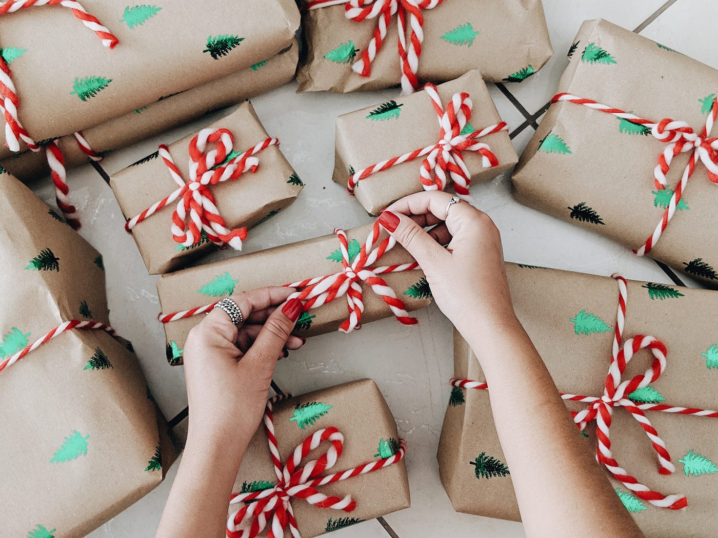 Unwrapping Joy: Thoughtful Gift Ideas for Moms with Small Kids Gifts - 22  Words