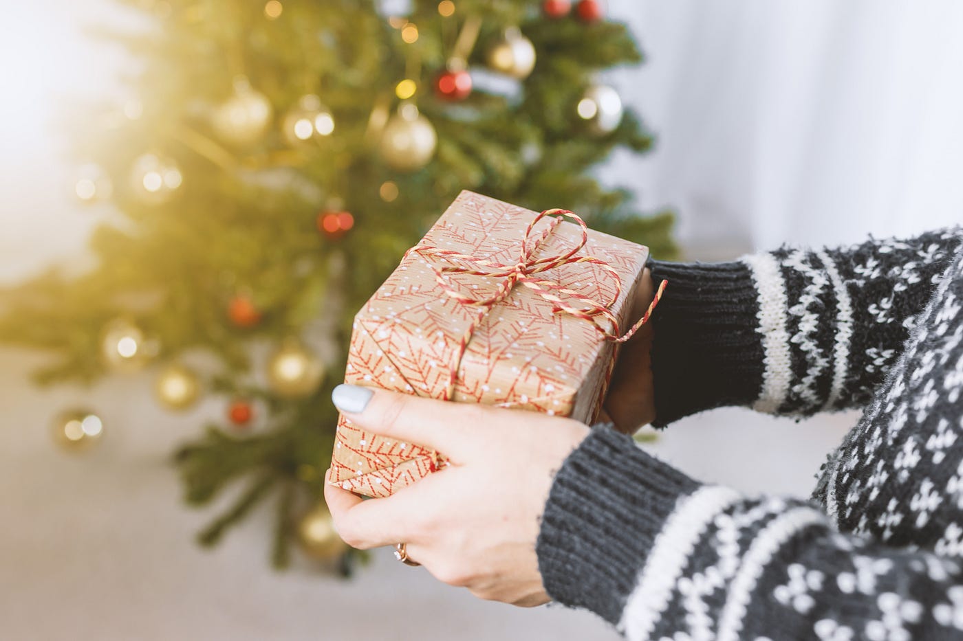Gift Giving - How to Know if It Is Appropriate And/or Expected?