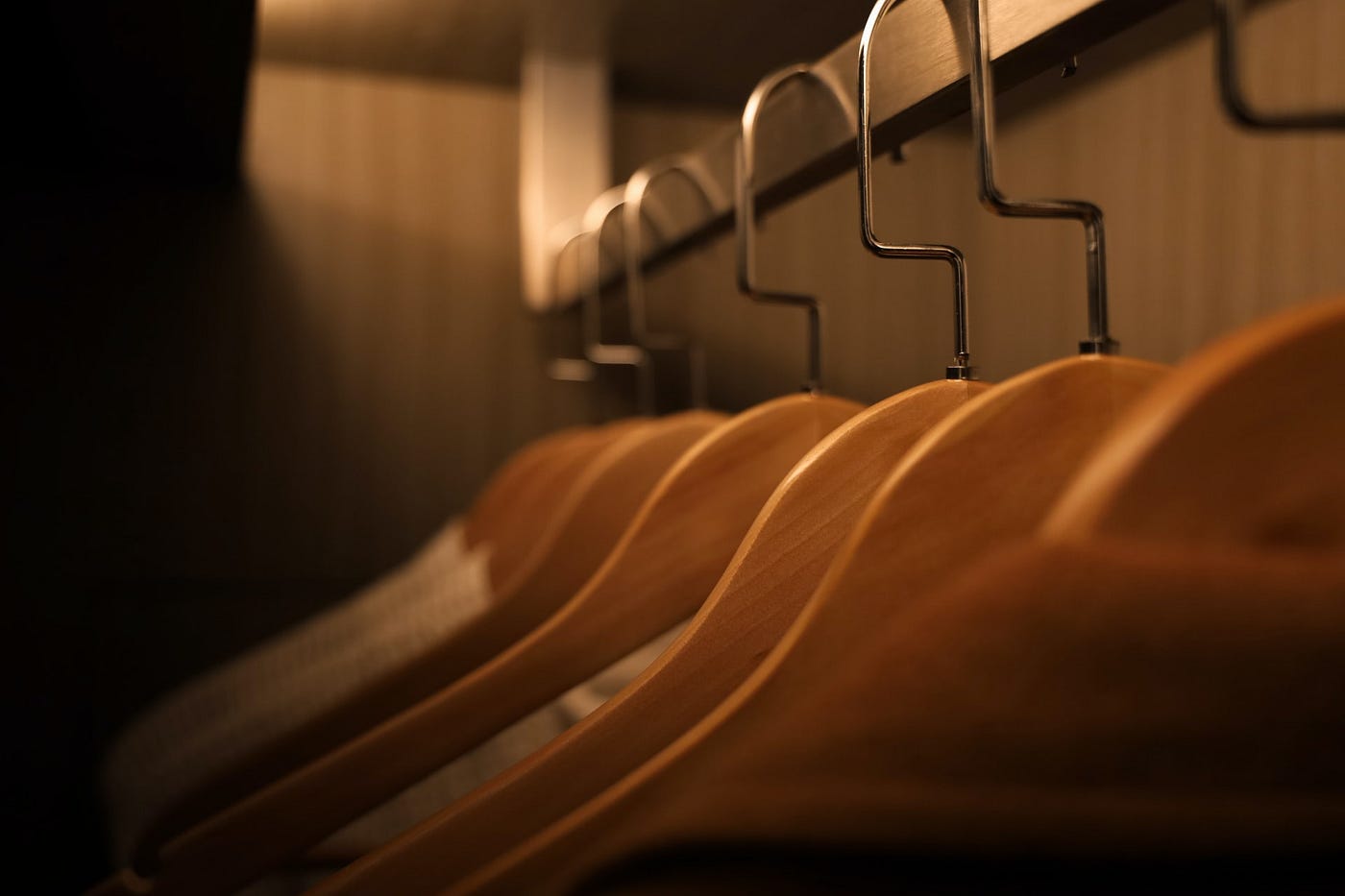 casual dress and productivity STUDY: How Employees Are Dressing Different Due To COVID-19