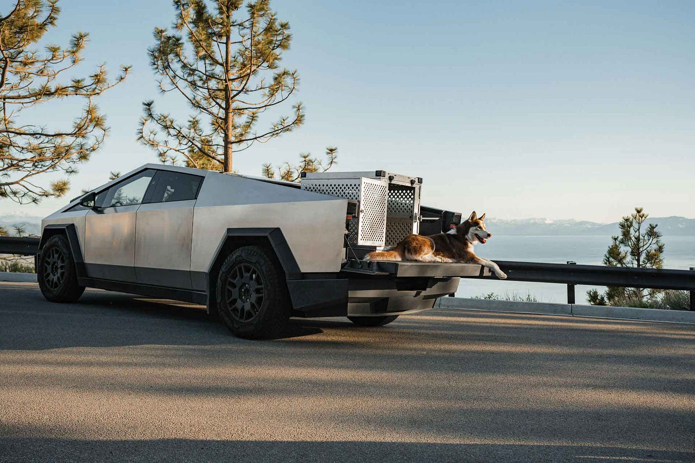 EV Car Shipping 2025: SOC, Ports, Carrier Rules & Cybertruck Pricing