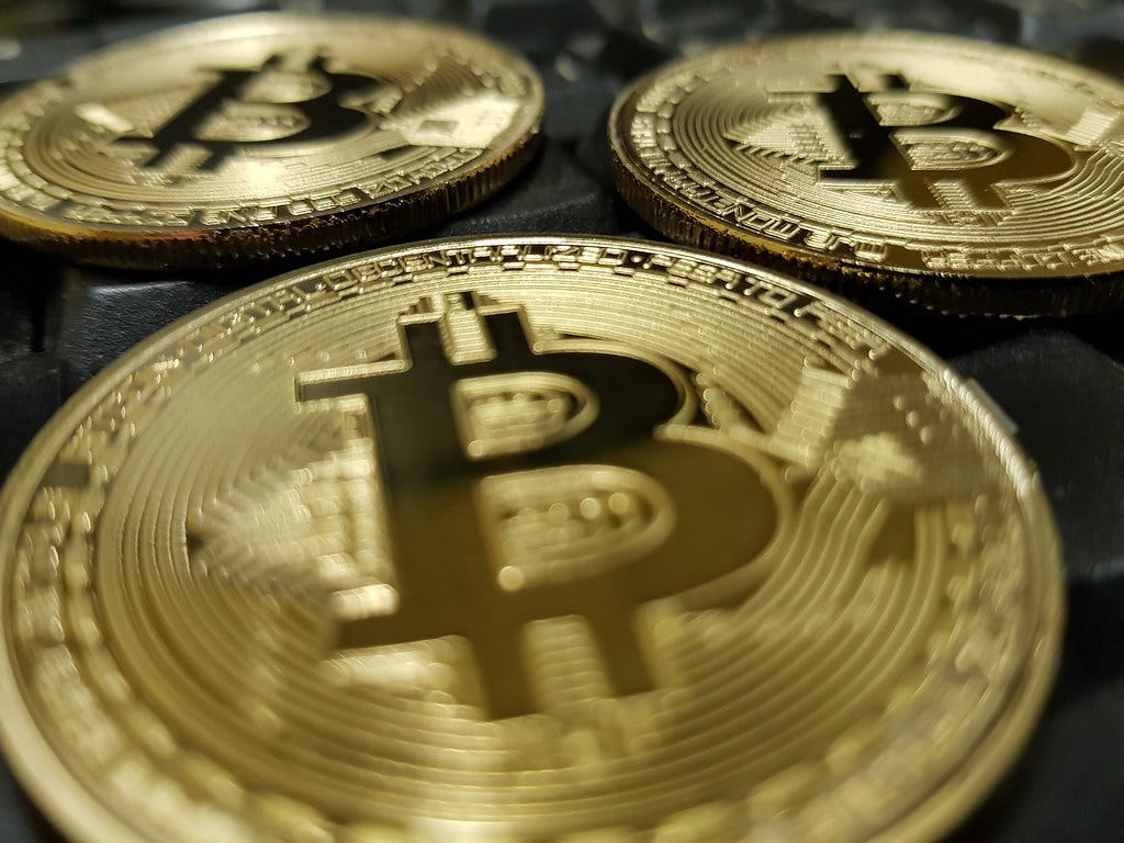 What the Bitcoin Halving is, and How to Witness it | by Billy Garrison |  Medium