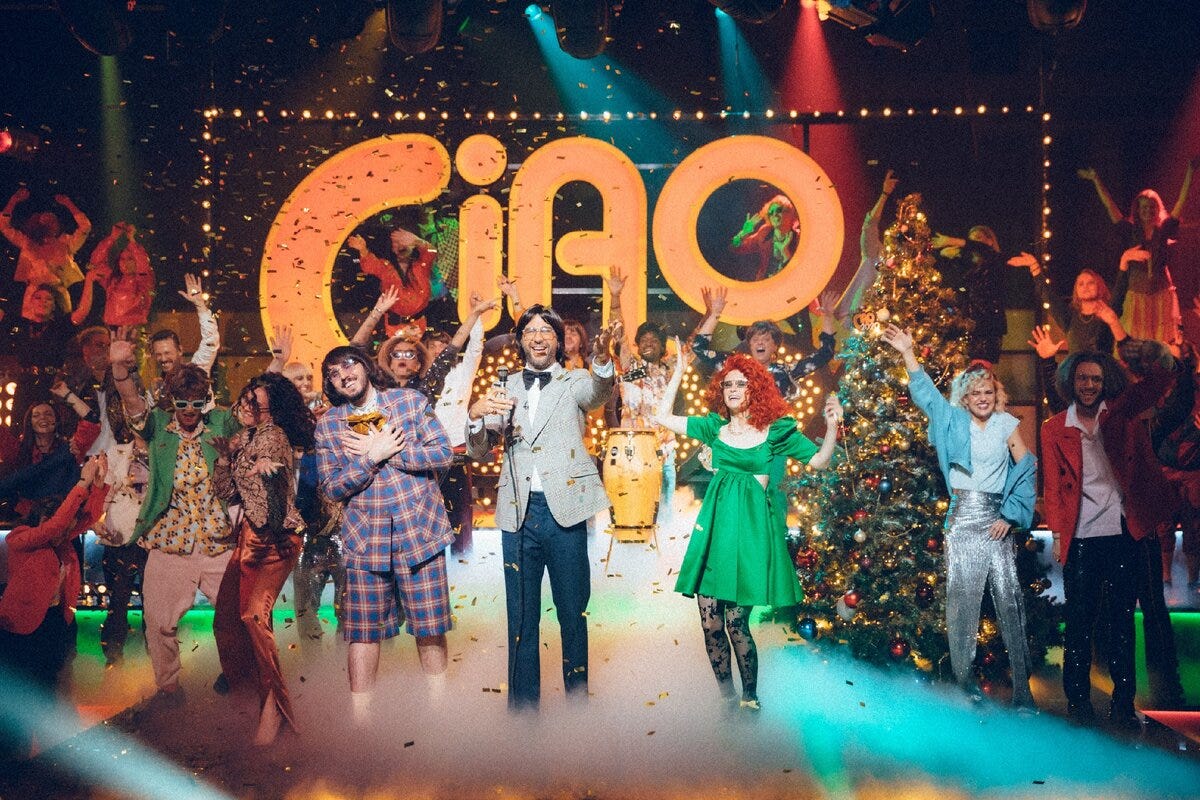 Включи выпуск шоу. Тнт передачи. Точь в точь суперсезон. Вечернее шоу с андреем малаховым. Вечернее шоу с андреем малаховым.