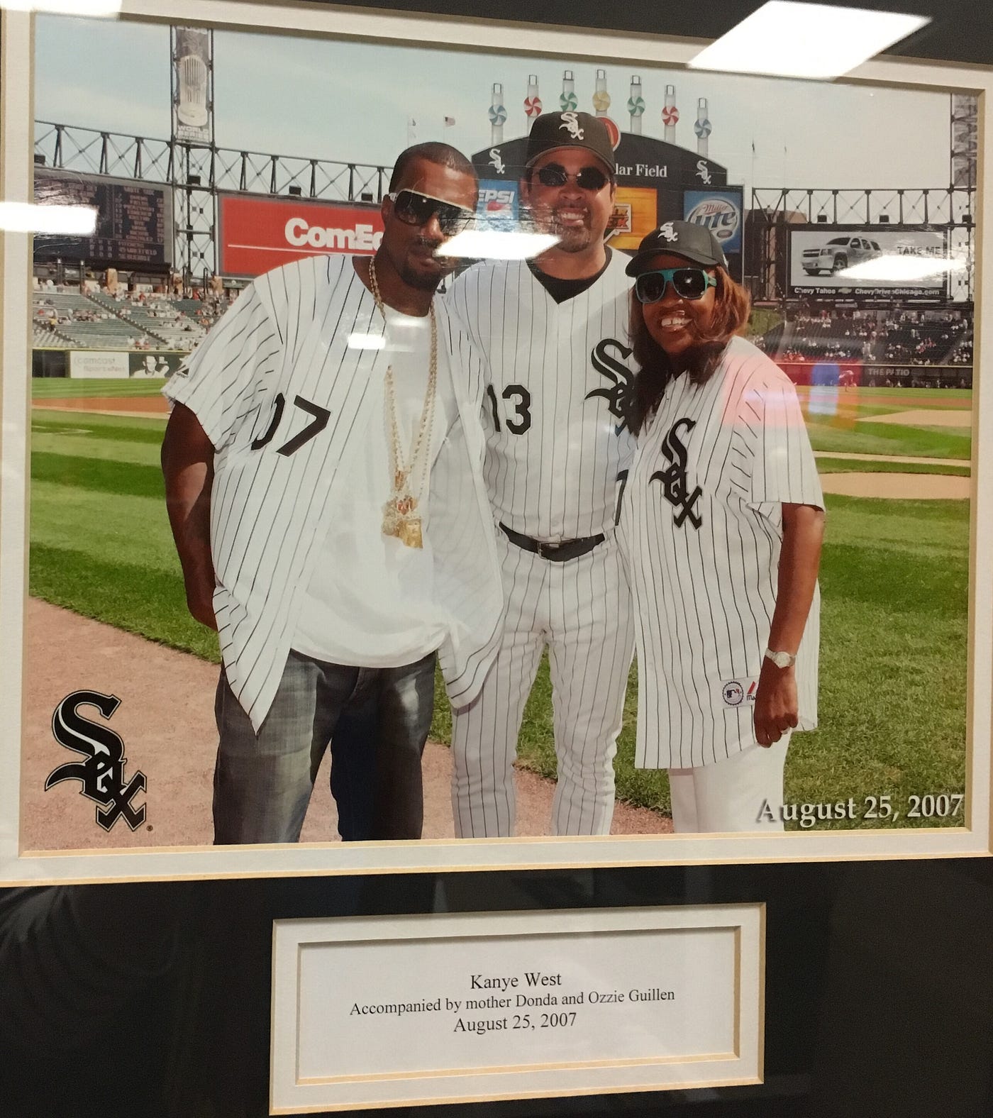 Ozzie Guillen, Chicago White Sox Editorial Photography - Image of color,  guillen: 105321967