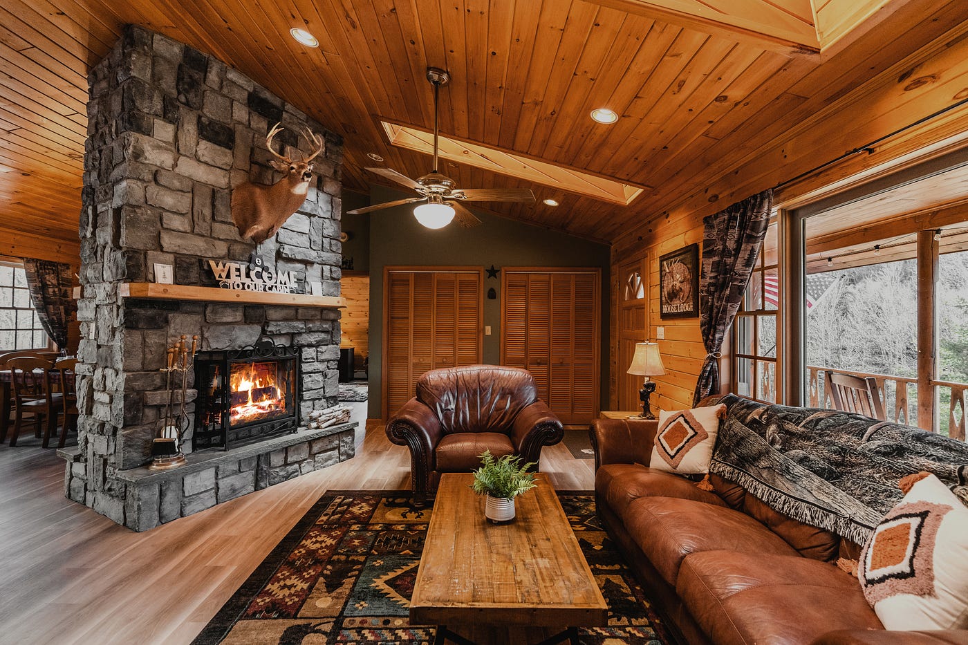 Best Campfire Sprays and How to Bring Outdoor Smell Indoors | by BJ Mahoney  | Medium