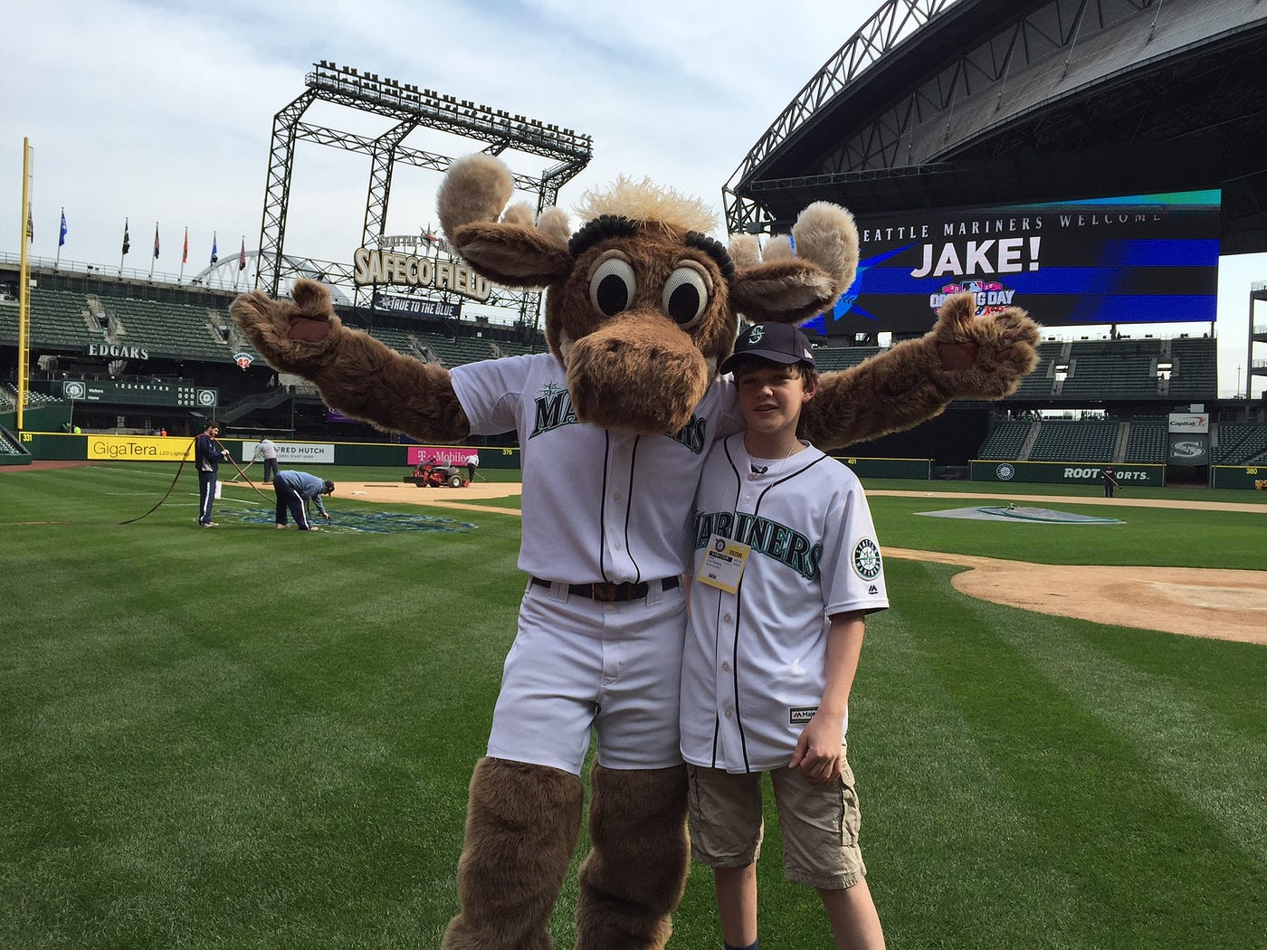 MARINERS PARTNER WITH AGREN AND MAKE-A-WISH MAINE FOR WISH KIDS DESIGN  JERSEY CONTEST