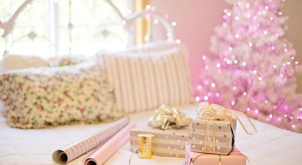 Christmas Tree Light Wrapping Ideas: Stunning Tips for a Magical Glow