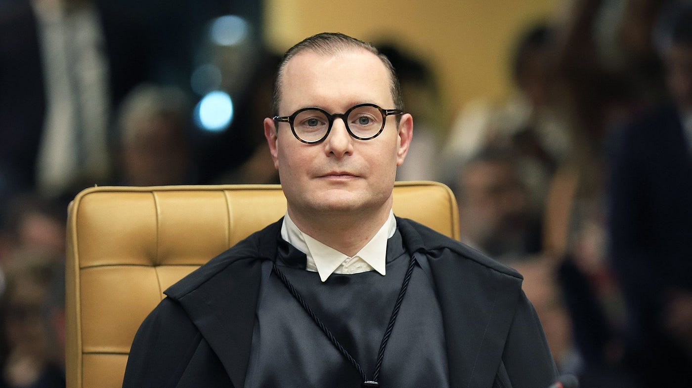 “Primeira Turma do STF Decide sobre Denúncia de Tentativa de Golpe de Estado em 2022”