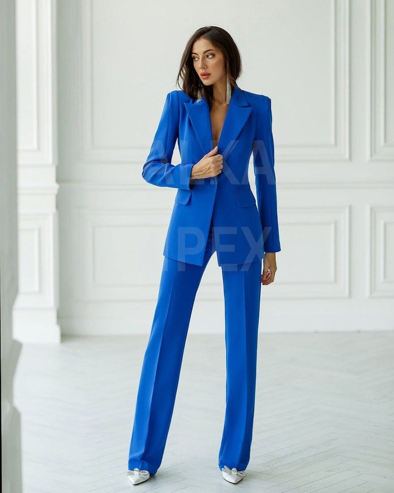 A pantsuit set is a stylish and versatile outfit, by wedding suits online