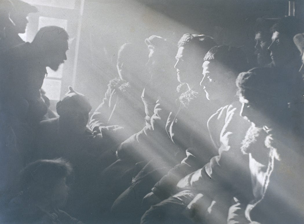 アート・デザイン・音楽 The Soviet Photograph, 1924-1937 アート・デザイン・音楽 The Soviet Photograph, 1924-1937 The