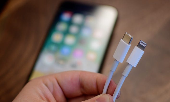 USB Cable or Adapter: Why is Your Fast Charger not Fast Charging, by  Carrie Tsai - Neway
