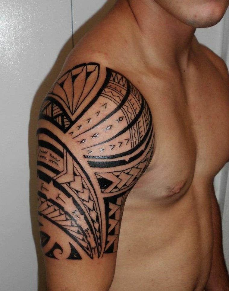 Tatuagem Tribal No Ombro E Significado Tatuagens Podem Ter Influência