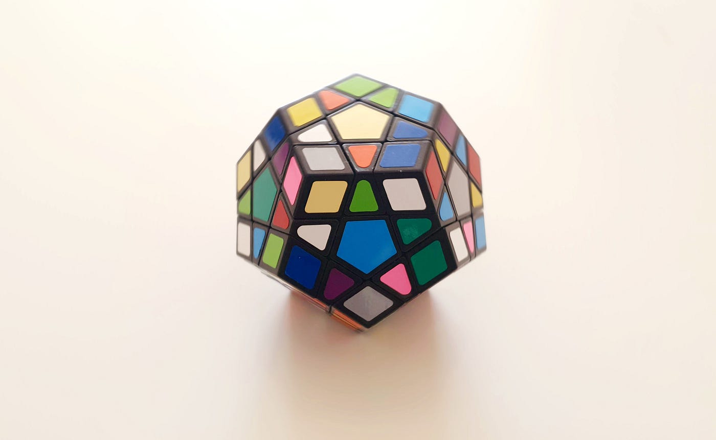 Why Thé Rubik's Cube Is PURPOSEFULLY Made BAD 