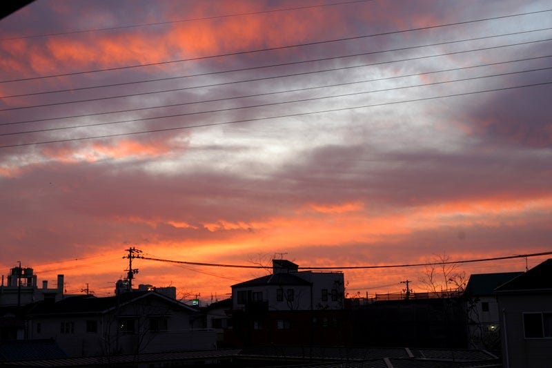 今朝の東の空 日の出直前の空は本当に美しい。