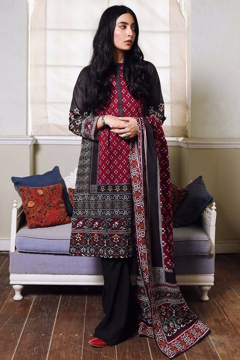 winter dress design 2018 in pakistan casual Pakistani Dresses Casual Dresses 2018 Velvet Dresses Dress Design 2018 In Pakistan Casual Winter Winter