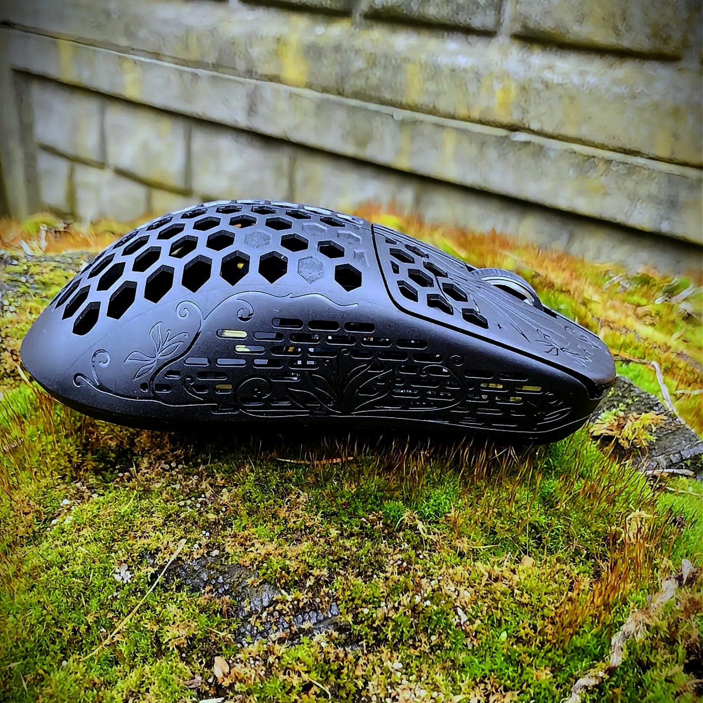 Black Lotus by Unius — A Mouse That Surprised Me | by Damian