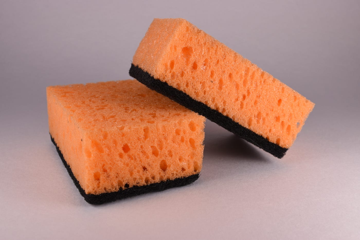 Can Kitchen Sponges Be Sanitized: Easy Tips for a Germ-Free Home