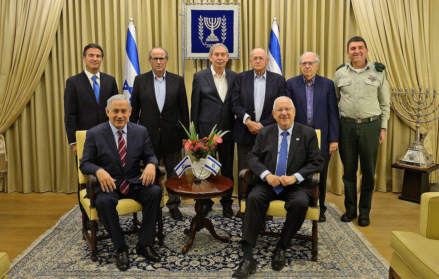 Benjamin Netanyahu with Mossad Directors 2015— Photo - Haim Zach / Government Press Office of Israel, CC BY-SA 3.0, https://commons.wikimedia.org/w/index.php?curid=48077910