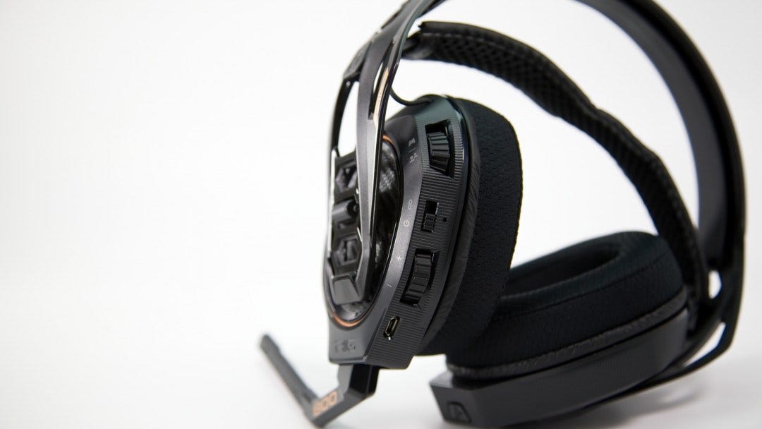 Plantronics Rig 800HD Gaming Headset REVIEW | by MacSources | Medium
