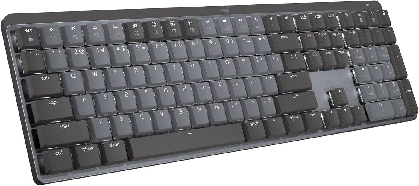 The Quiet Keyboard That Saved My 2:00 PM Zoom Call