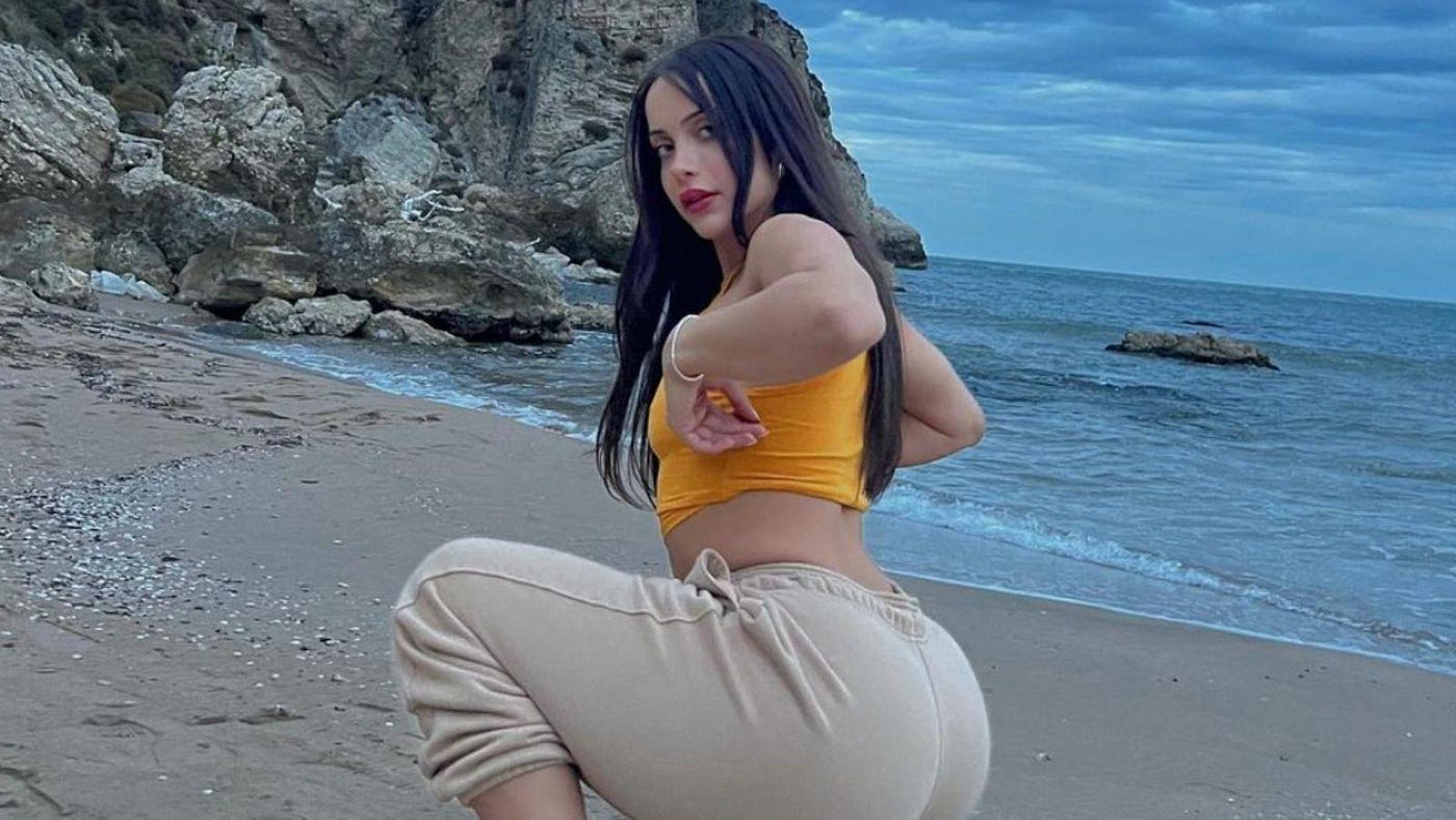 OnlyFans model arrested for using platform in a country where its banned |  by Daily Creator | Medium