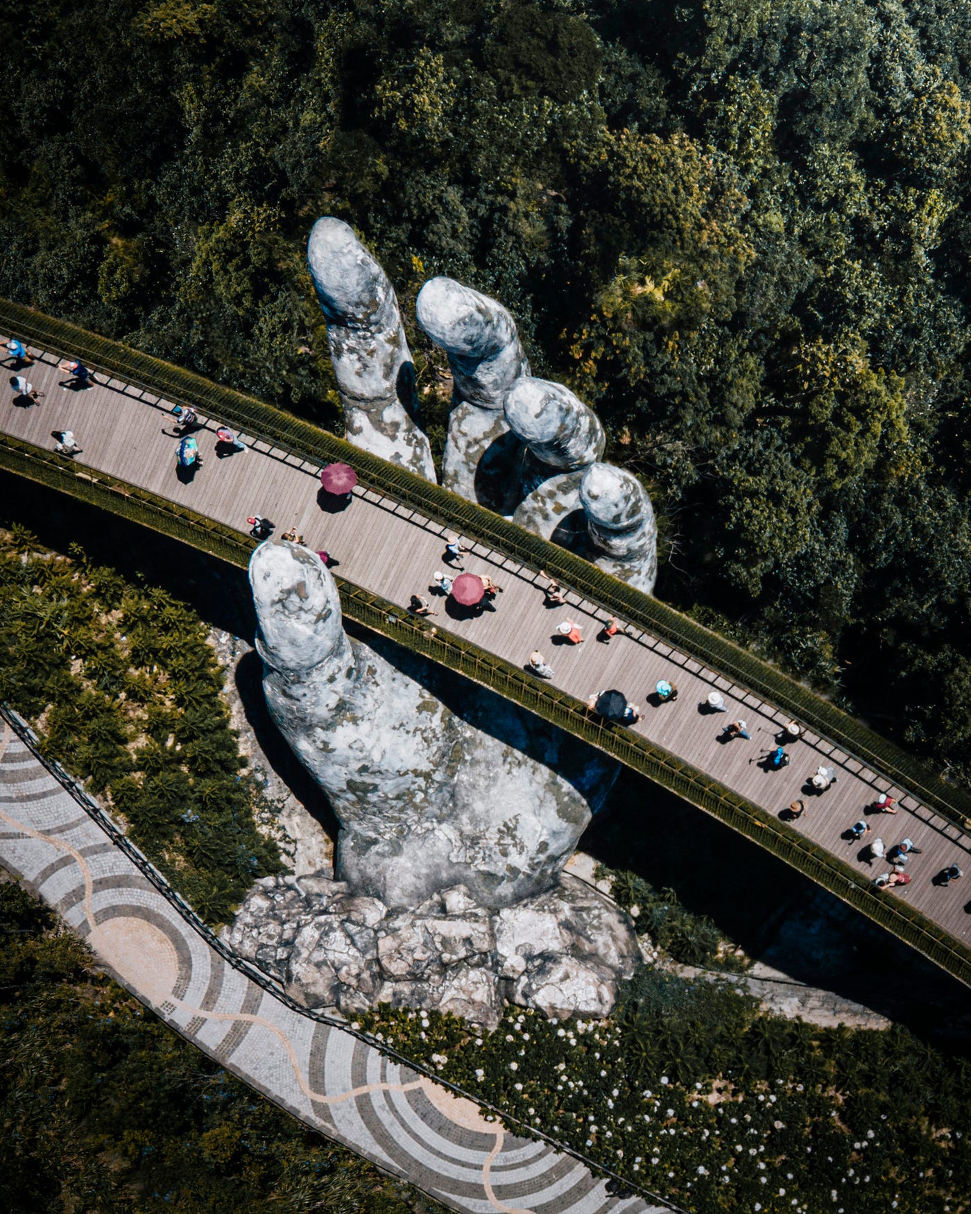 Photo by jet dela cruz on Unsplash