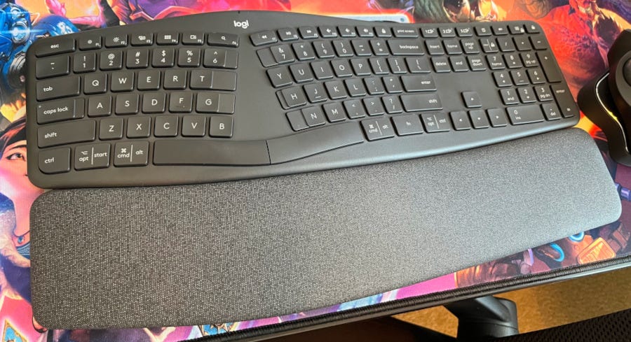 Logitech Ergo K860 Keyboard. Background | by LoopedNetwork | Medium