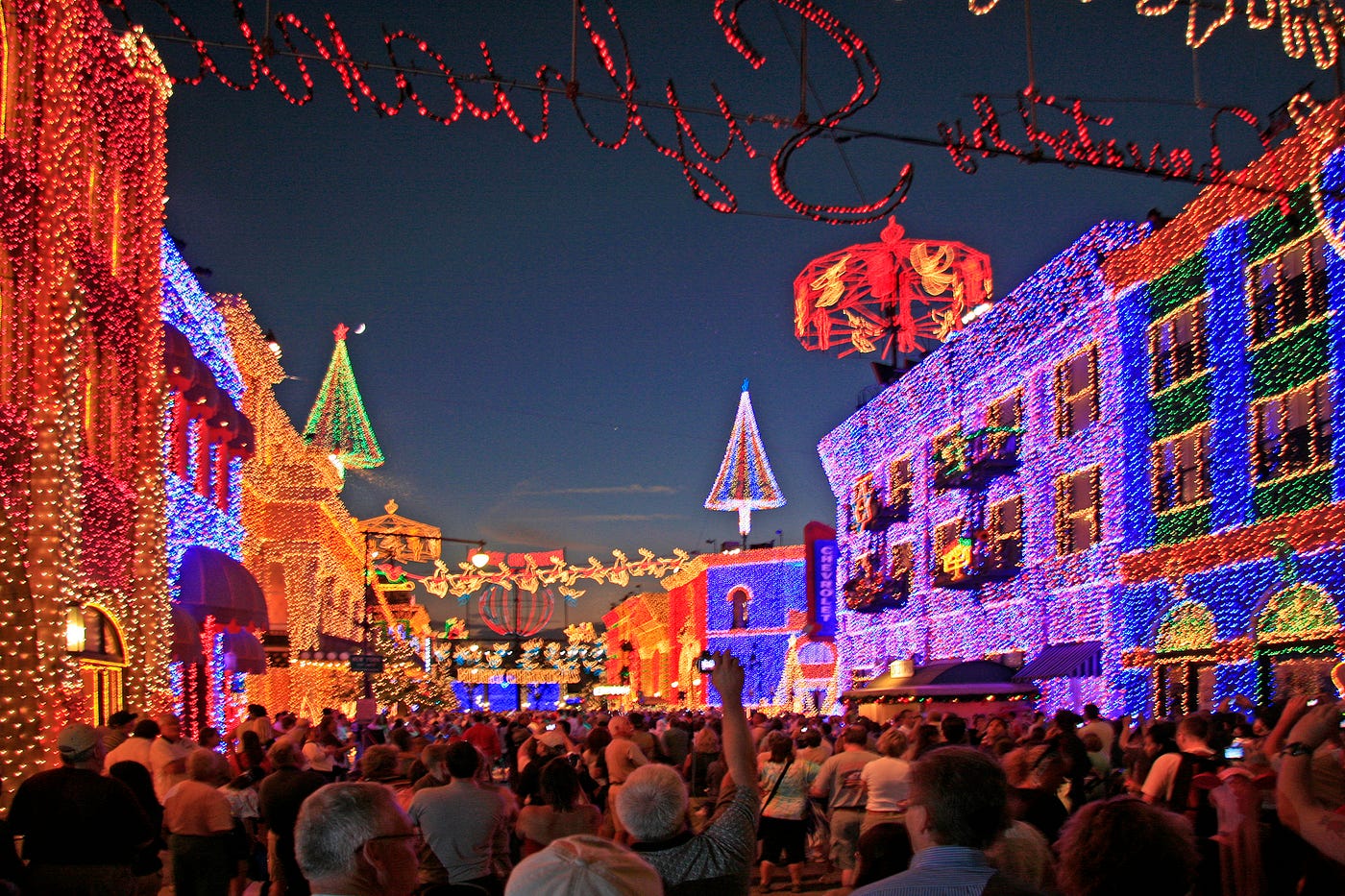 Remembering The Osborne Family Spectacle of Dancing Lights | by