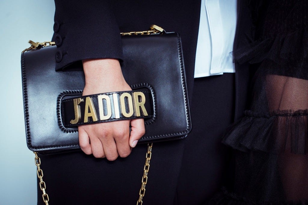 Natalia Vodianova and Olivia Culpo Wear the Dior 30 Montaigne Bag - PAPER  Magazine