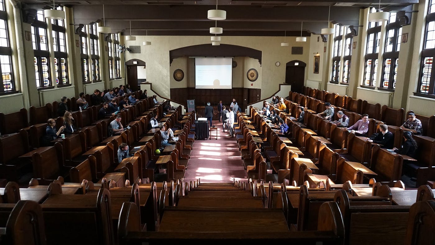 Student-run blockchain conference kicks off at Law School campus | by  Rachel Oh | The Northwestern Business Review