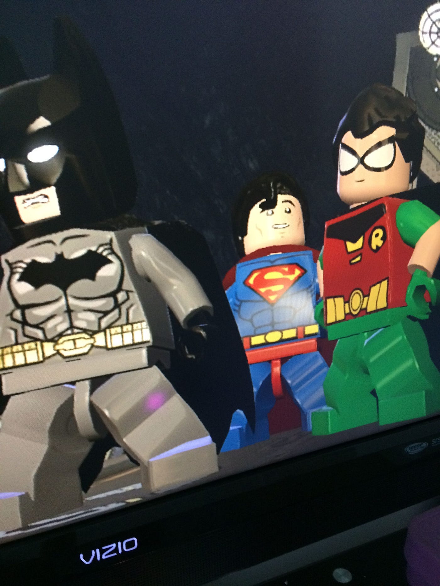 Would you rather get a new LEGO Batman 4/reboot or a LEGO Batman movie  based game? : r/legogaming