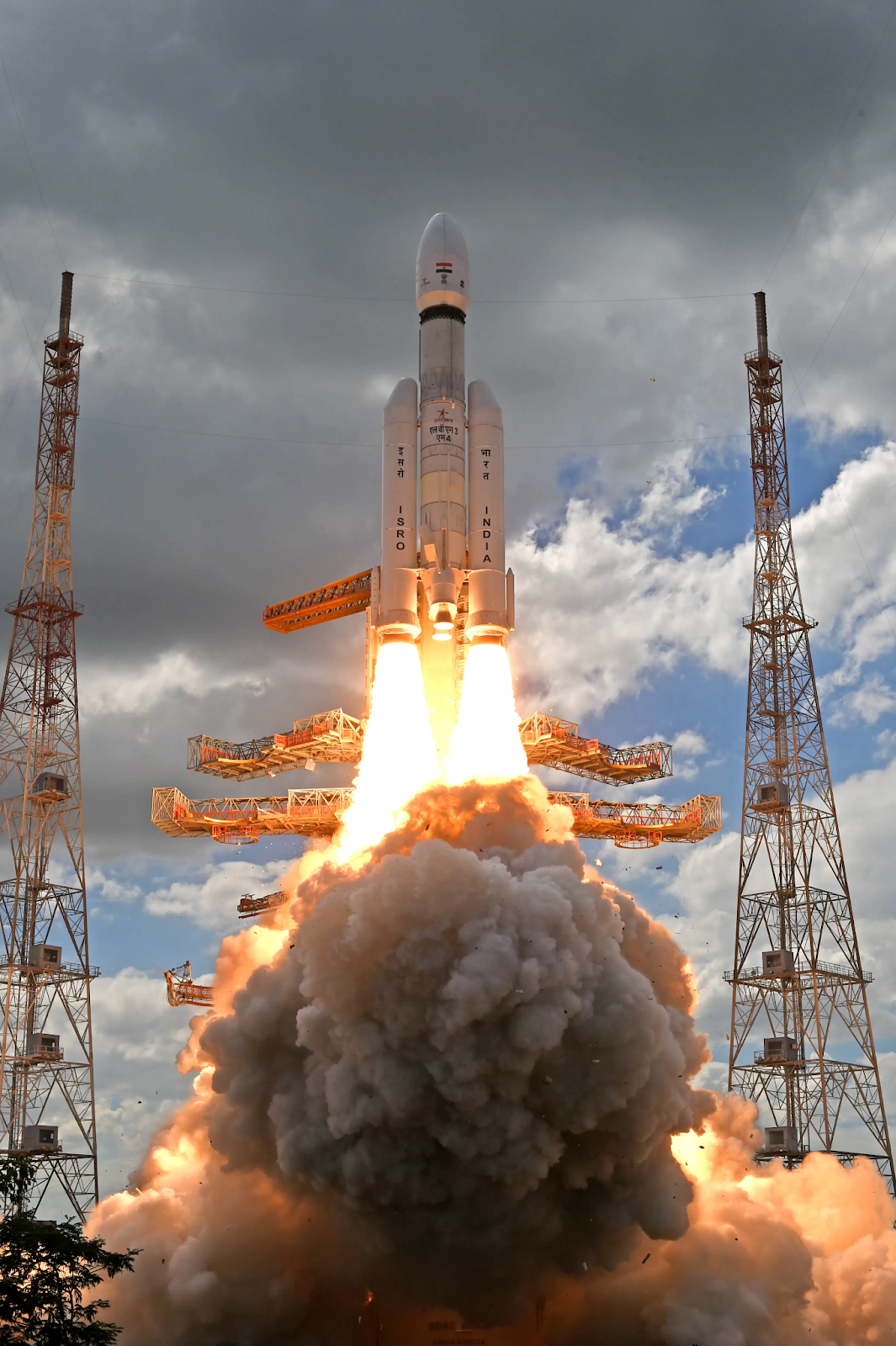 Chandrayaan-3. India's Leap to the Lunar Frontier | by Keshav Kabra |  Nakshatra, NIT Trichy | Medium