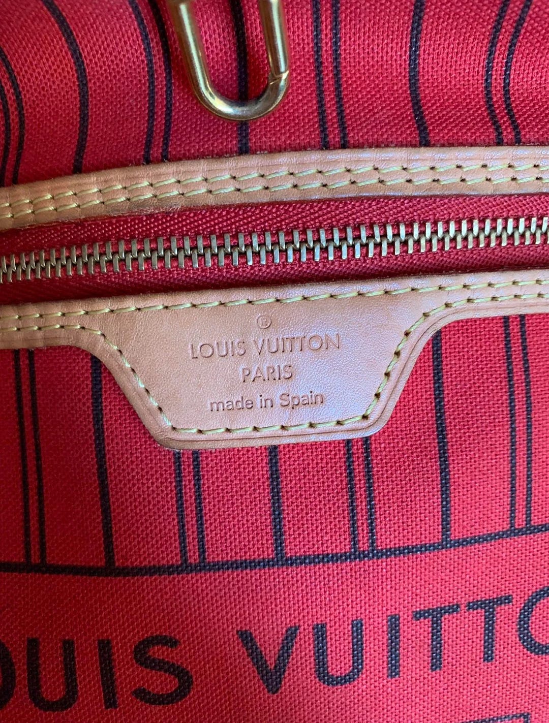 How to tell if it is a high-end replica Louis Vuitton Neverfull bag., by  Michaellee