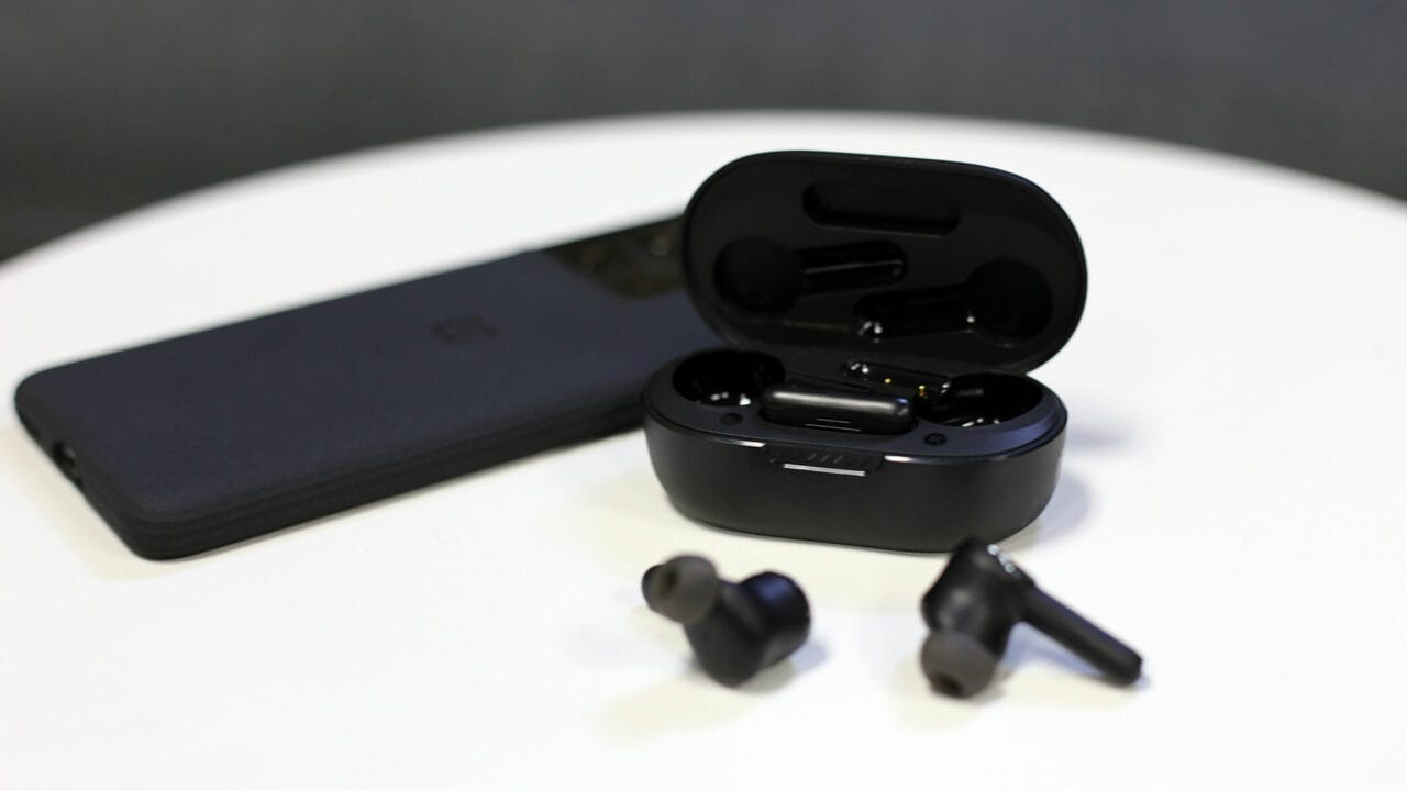 Frye by TWS Brendan Quantum | | CGMagazine Earbuds JBL | Review Medium