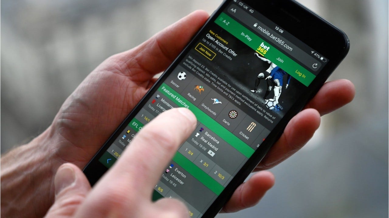 The Rise of Online Sports Betting Platforms: Trends and Key Players | by  News Flash | Medium