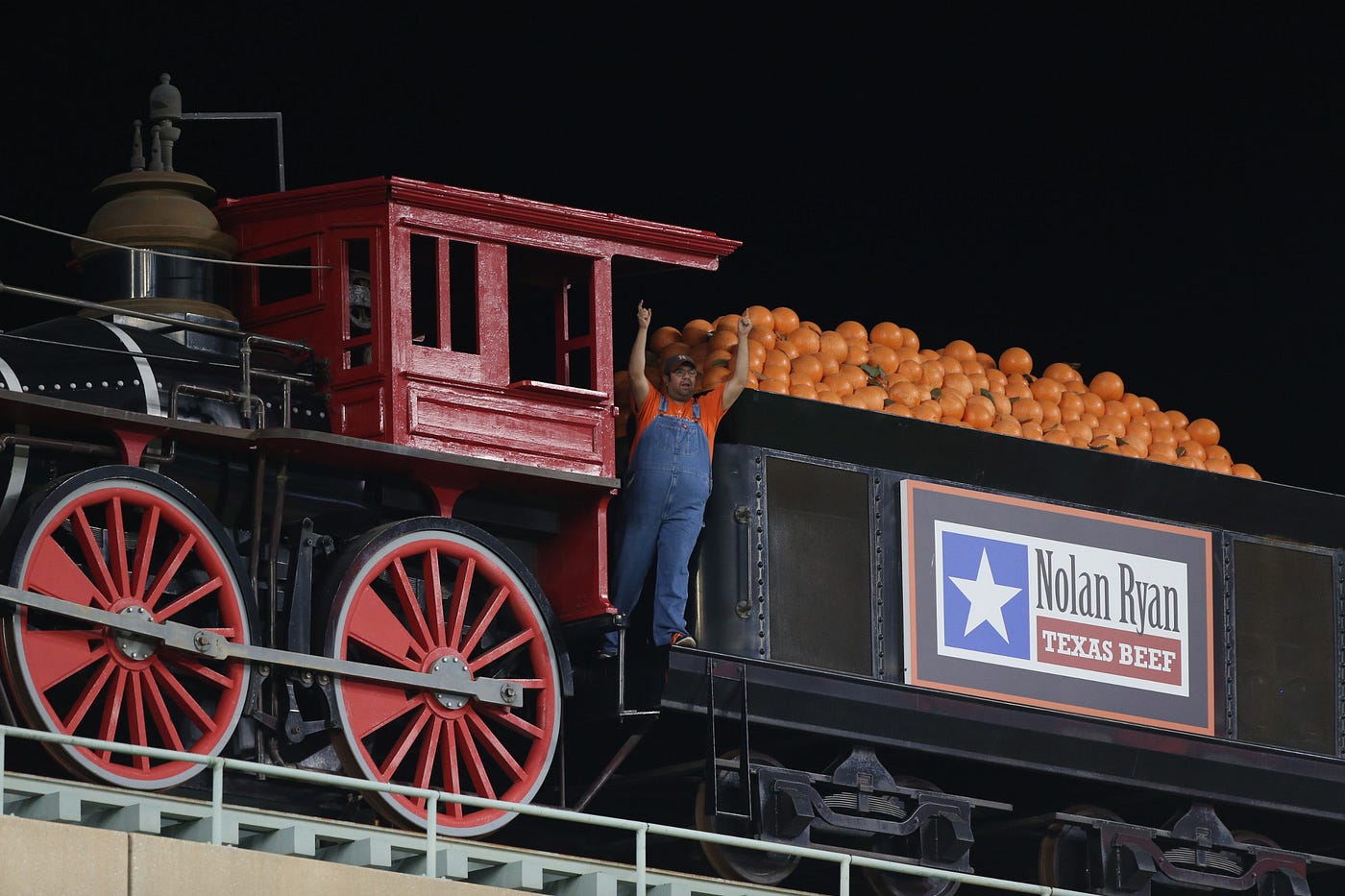 Behind the Scenes Series: Bobby Dynamite | by MLB.com/blogs | Astros  Mission Control