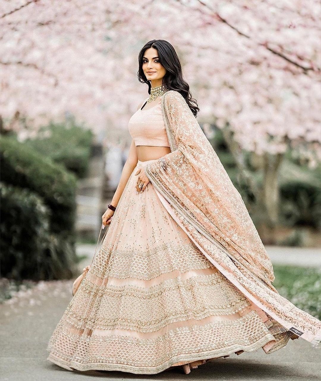 15+ Gold Indian Wedding Dress