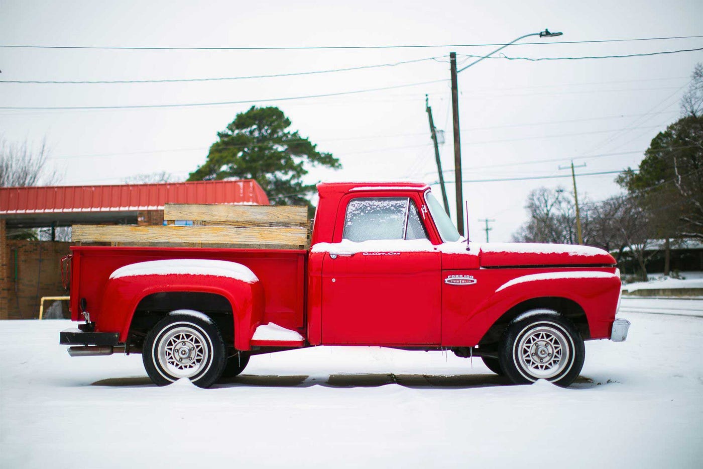Snowbird Car Shipping 2025–2026: Best Dates, Routes & Prices