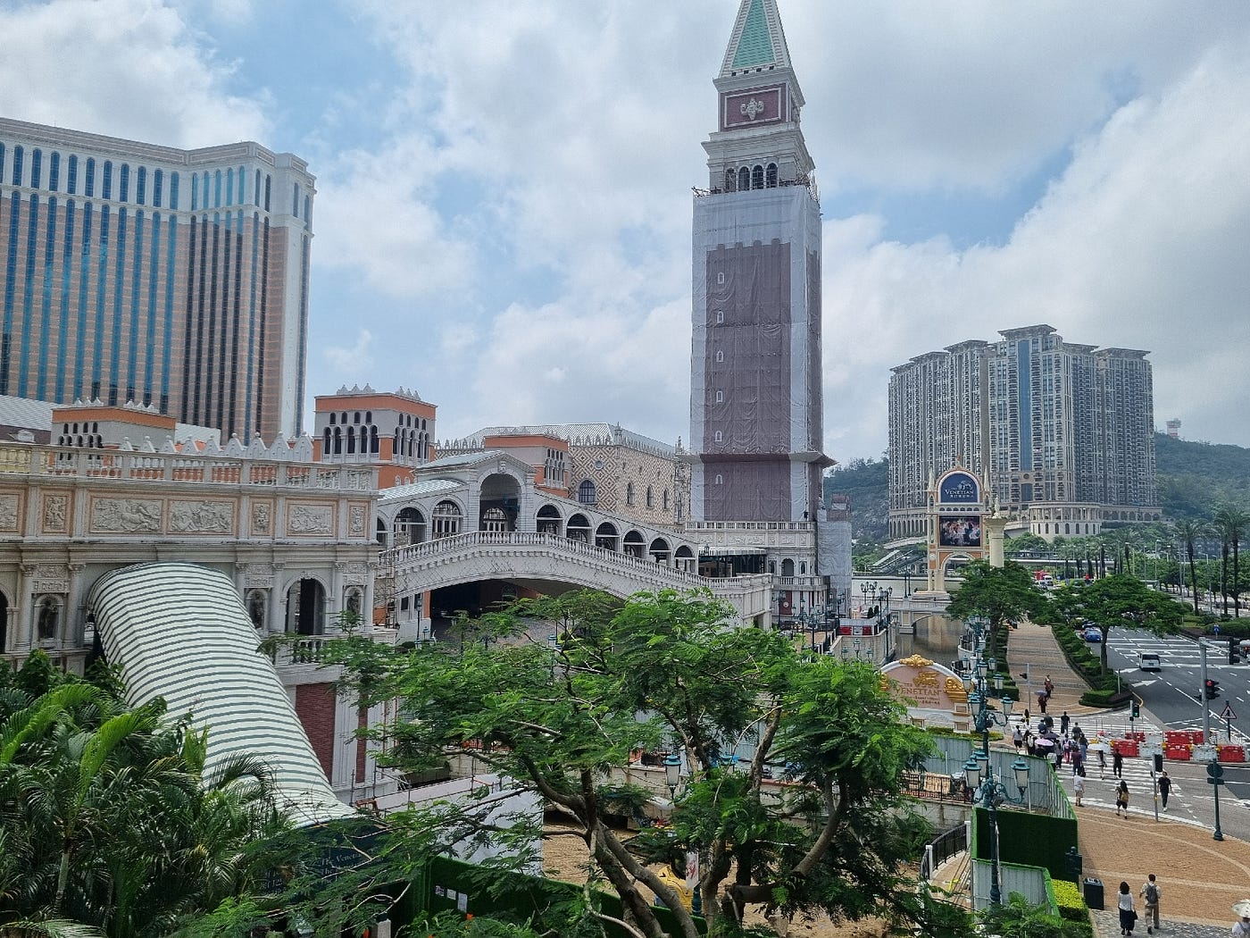 The Venetian, next to both the Parisian and the Londoner Macao.