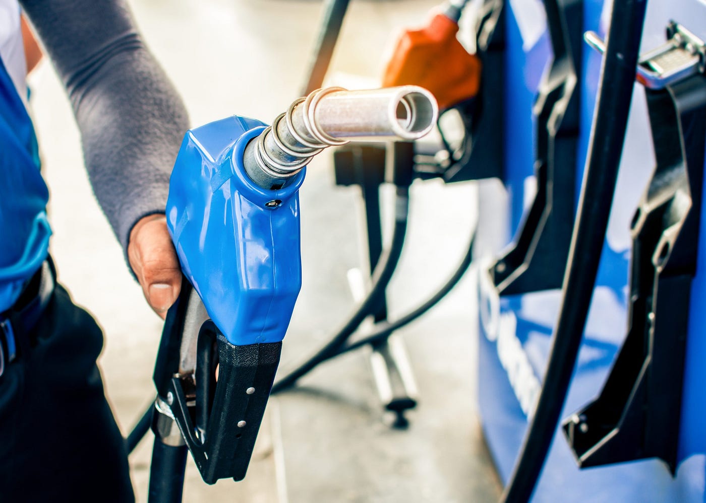 Gasolina Mais Cara Na Bomba, Mesmo Após A Petrobras Reduzir O Preço Do Combustível | Lapek Blog