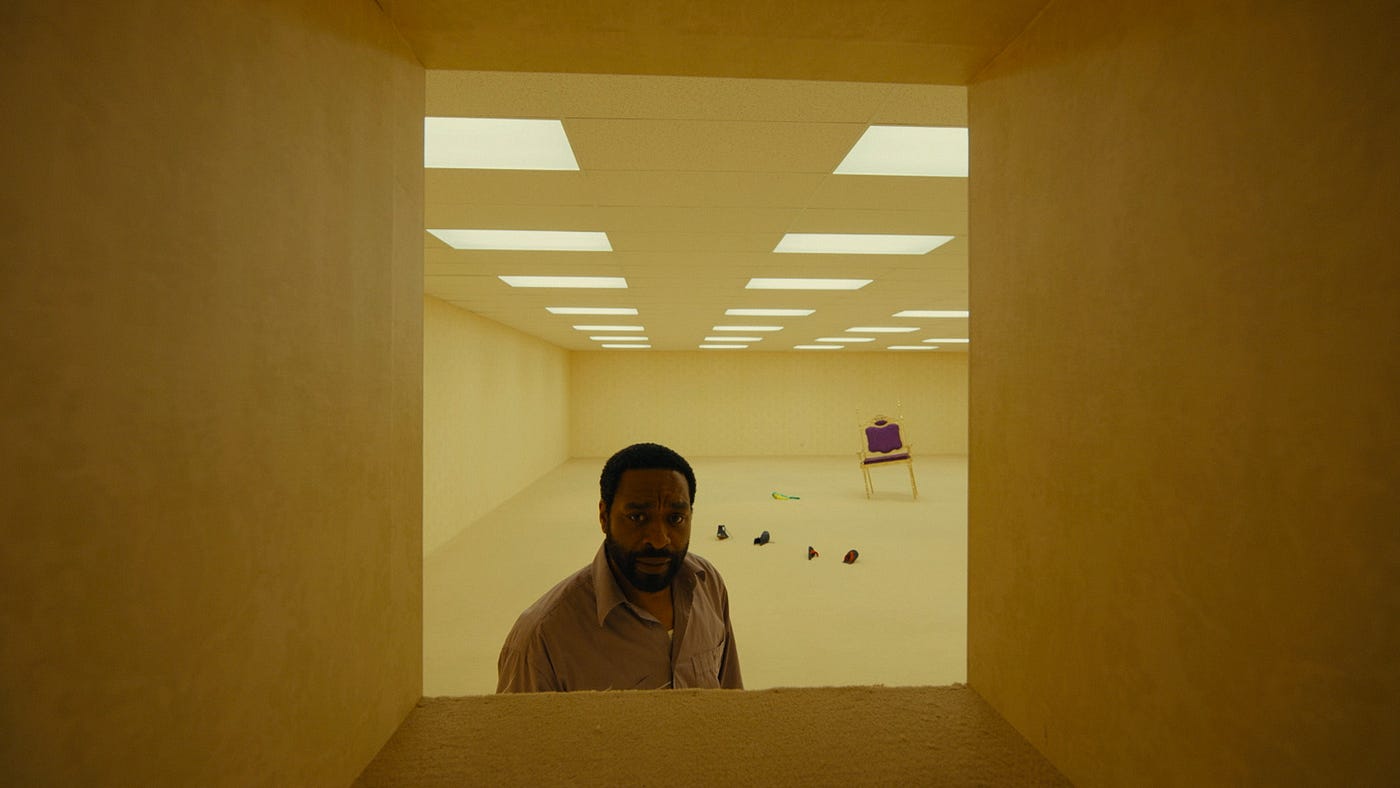 ‘Backrooms’ — Kane Parsons Turns Internet Creepiness into Nightmare Fuel — Film Review | RIOTUS