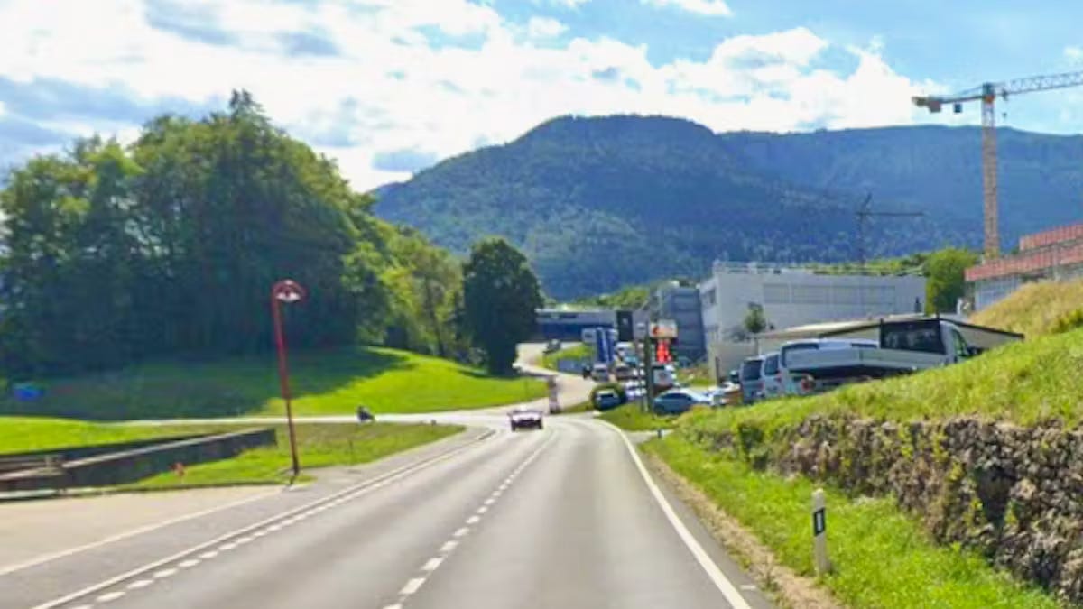 Vaud : Un mort dans une collision frontale sur la route A9b