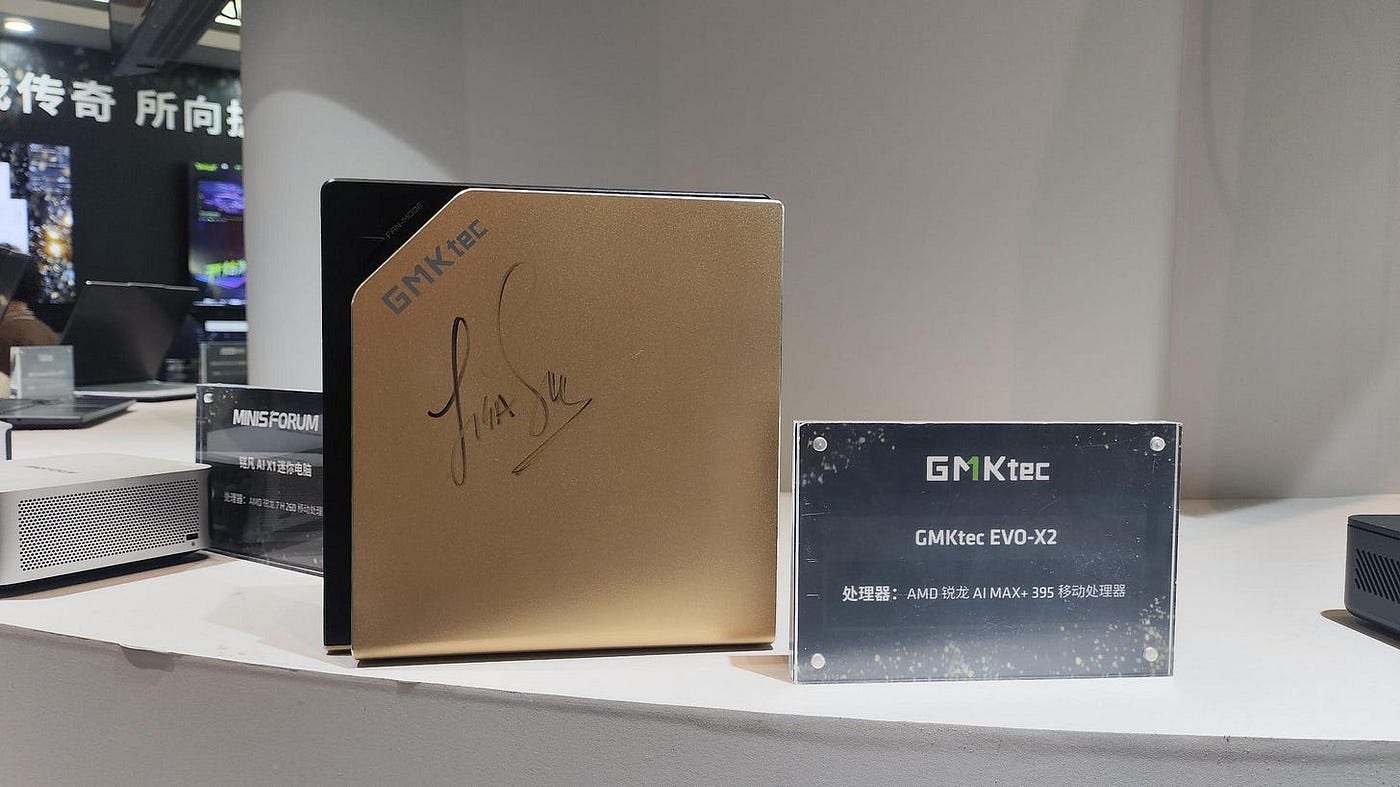 Guide d’achat des centres de supercalcul de bureau AI : GMKtec EVO X2 & NVIDIA DGX Spark