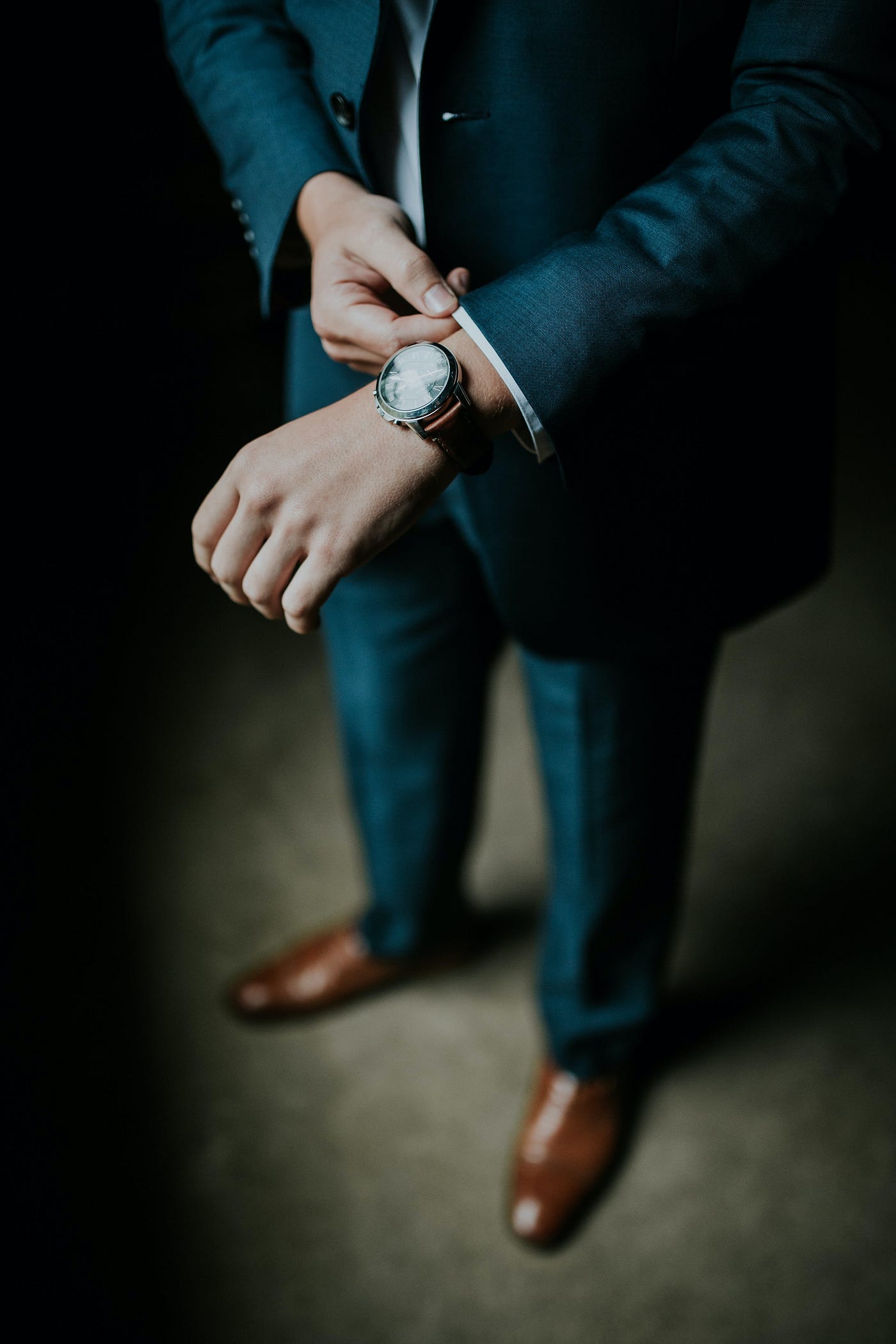 California Cool: 2024 Work Outfits for Men in the Golden State | by Jack  metthew | Outfit Obsessed