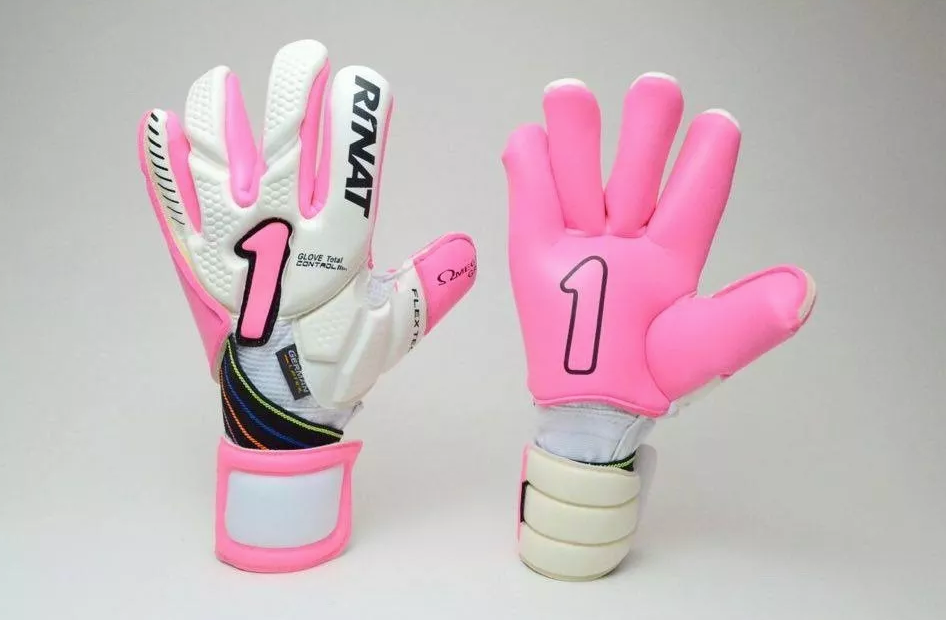 Los mejores guantes para porteras | by FútbolFemenino.tv | Medium