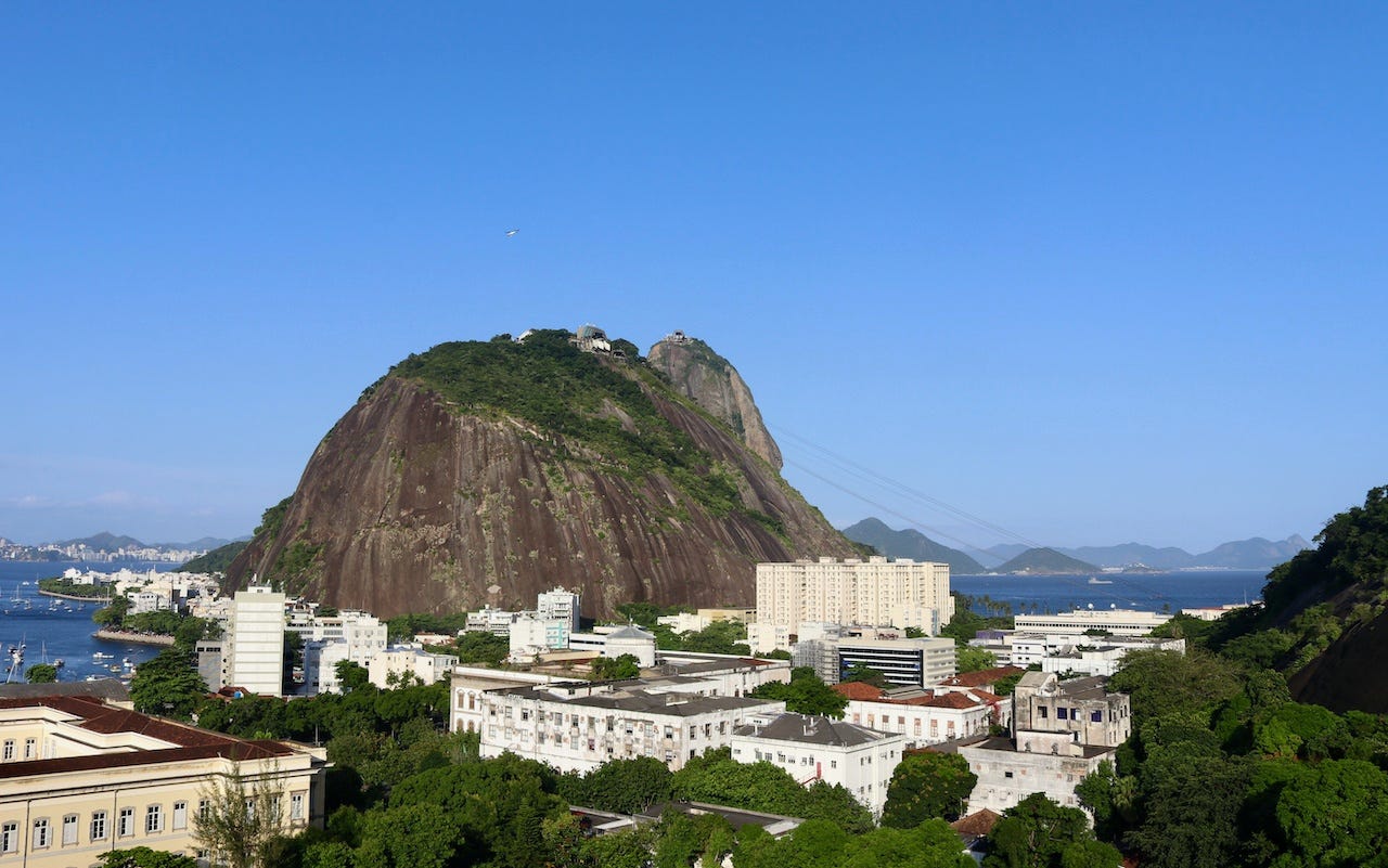 Sugar Loaf with Quick Access and Lunch at the Classic Urca Restaurant