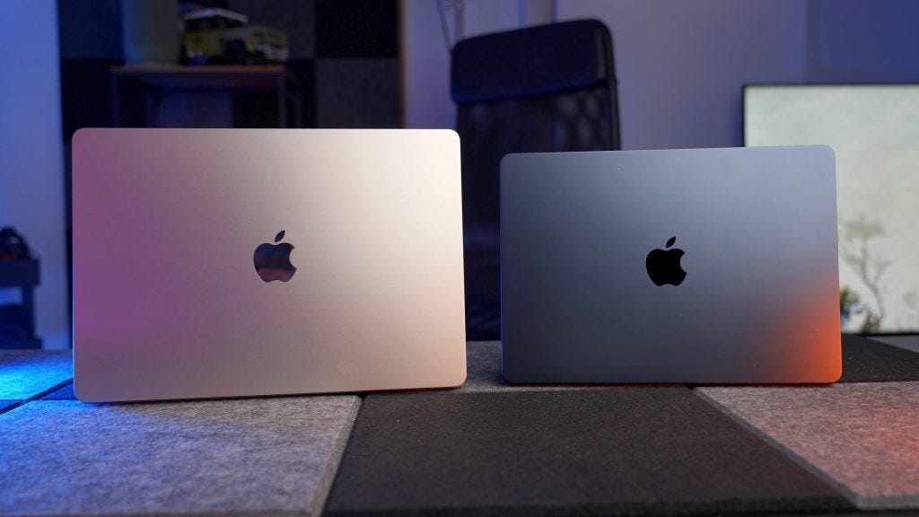 15-Inch MacBook Air M2 Review — One Year Later! | by Mark