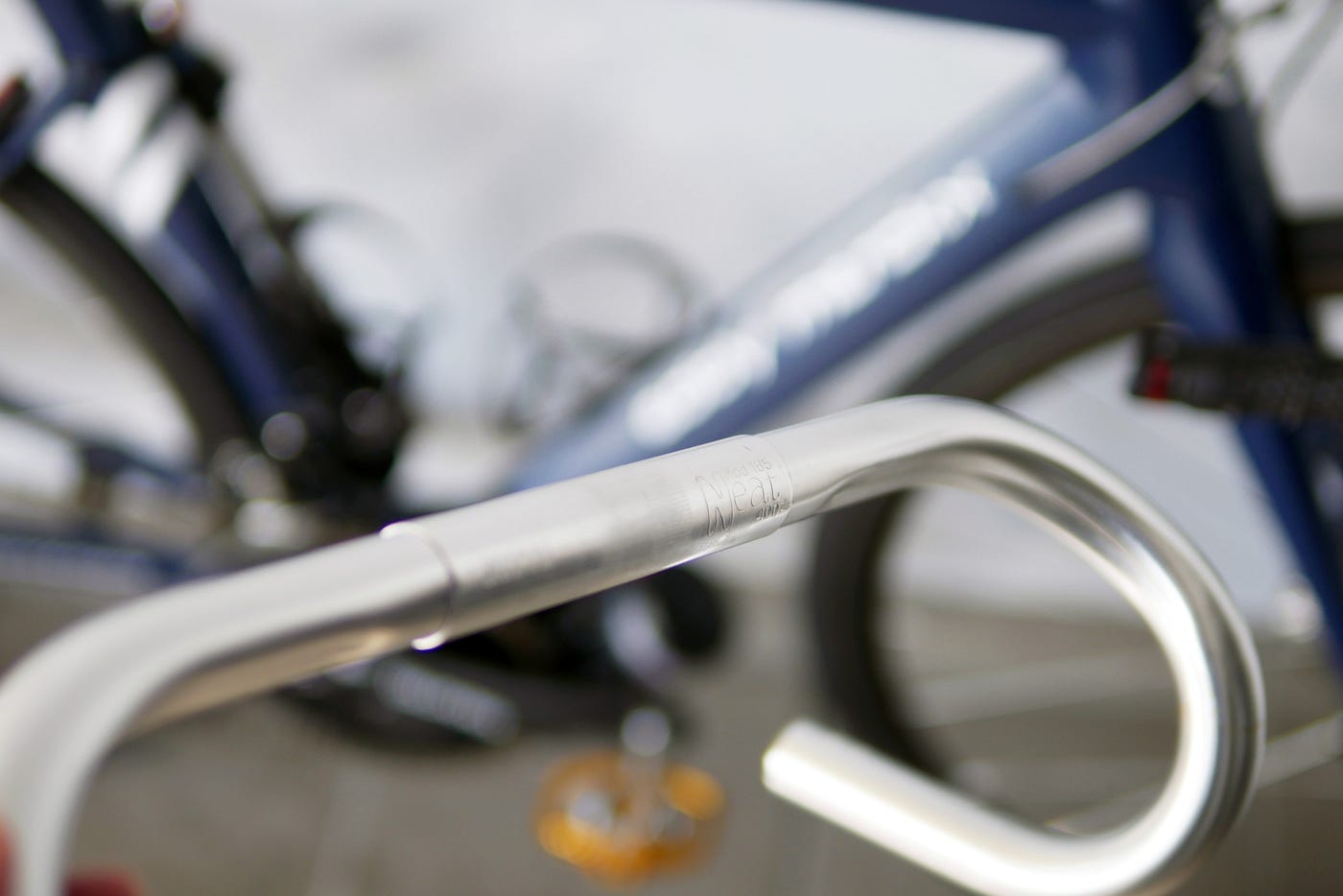 自転車 ハンドルバーNITTO Mod185 400 NITTO ( ニットー ) ロードバイク用ハンドルバー（ドロップハンドル