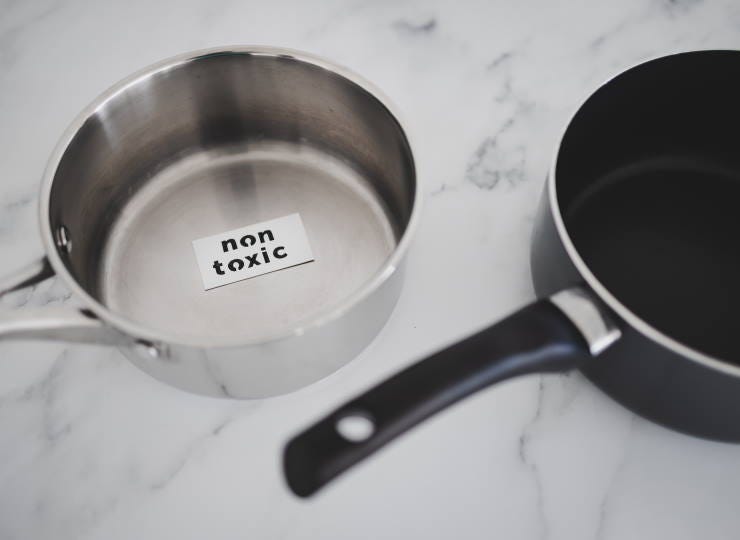 Is David Burke Cookware Safe? Know The Facts! - NonToxic Life
