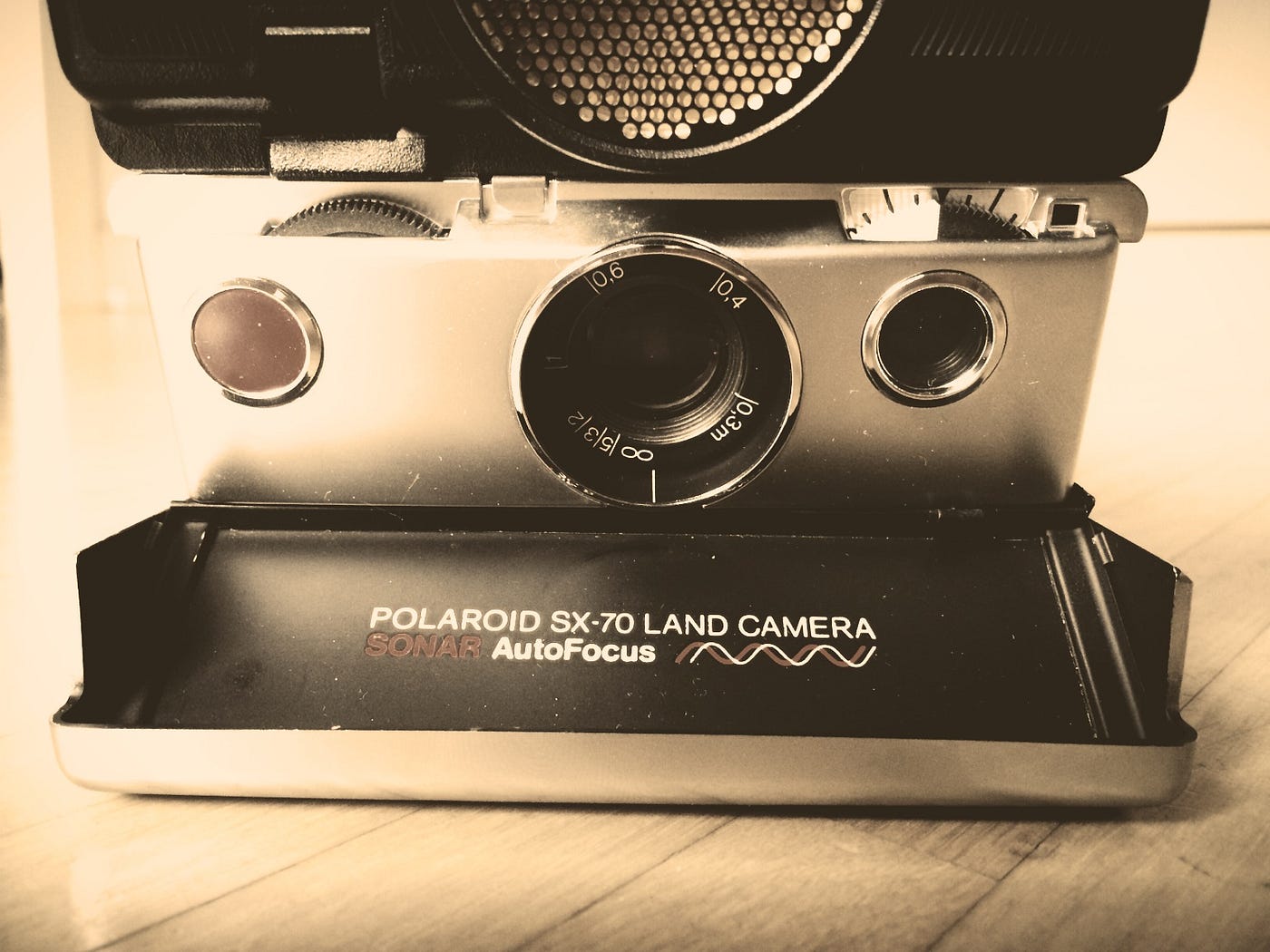 POLAROID SX-70 LAND CAMERA SONAR AutoFocus | by Moritz Philip