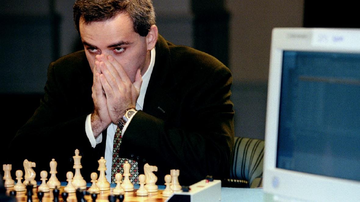 Cómo la vida imita al ajedrez?. Garry Kasparov, el ajedrecista más… | by  Luis Joel Soto Miranda | Medium